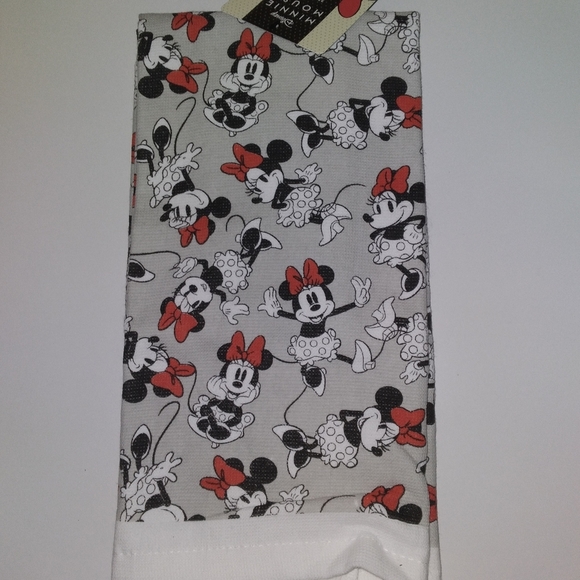 Disney Other - HOT!! 2 pack kitchen towels